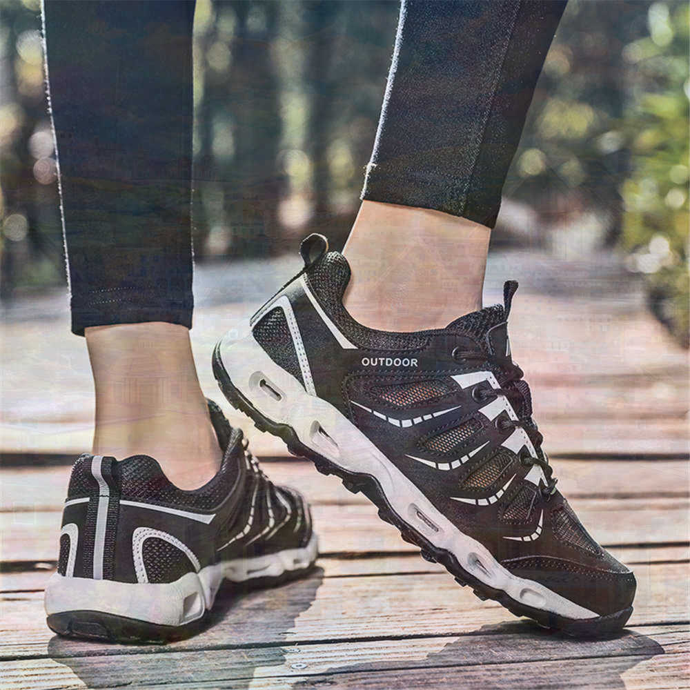 Sumer Round Tip Silver Sneaker - Luxury Lifestyle Goods avaliação e preço